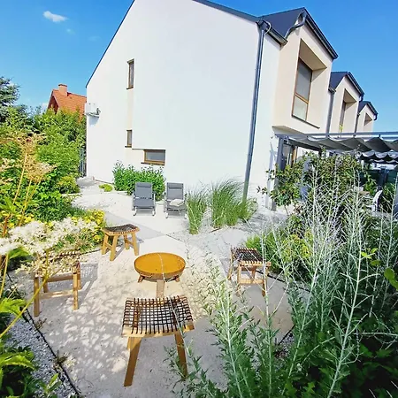 Dom 200m Od Plaze S Terasou Na Grilovani Priamo Na Slnecnych Jazerach Holiday home *